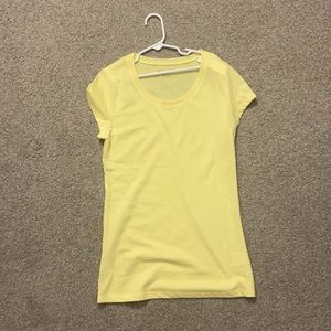 Simple Yellow Half-sleeve Tee